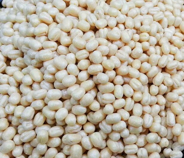 WHOLE WHITE URAD DAL